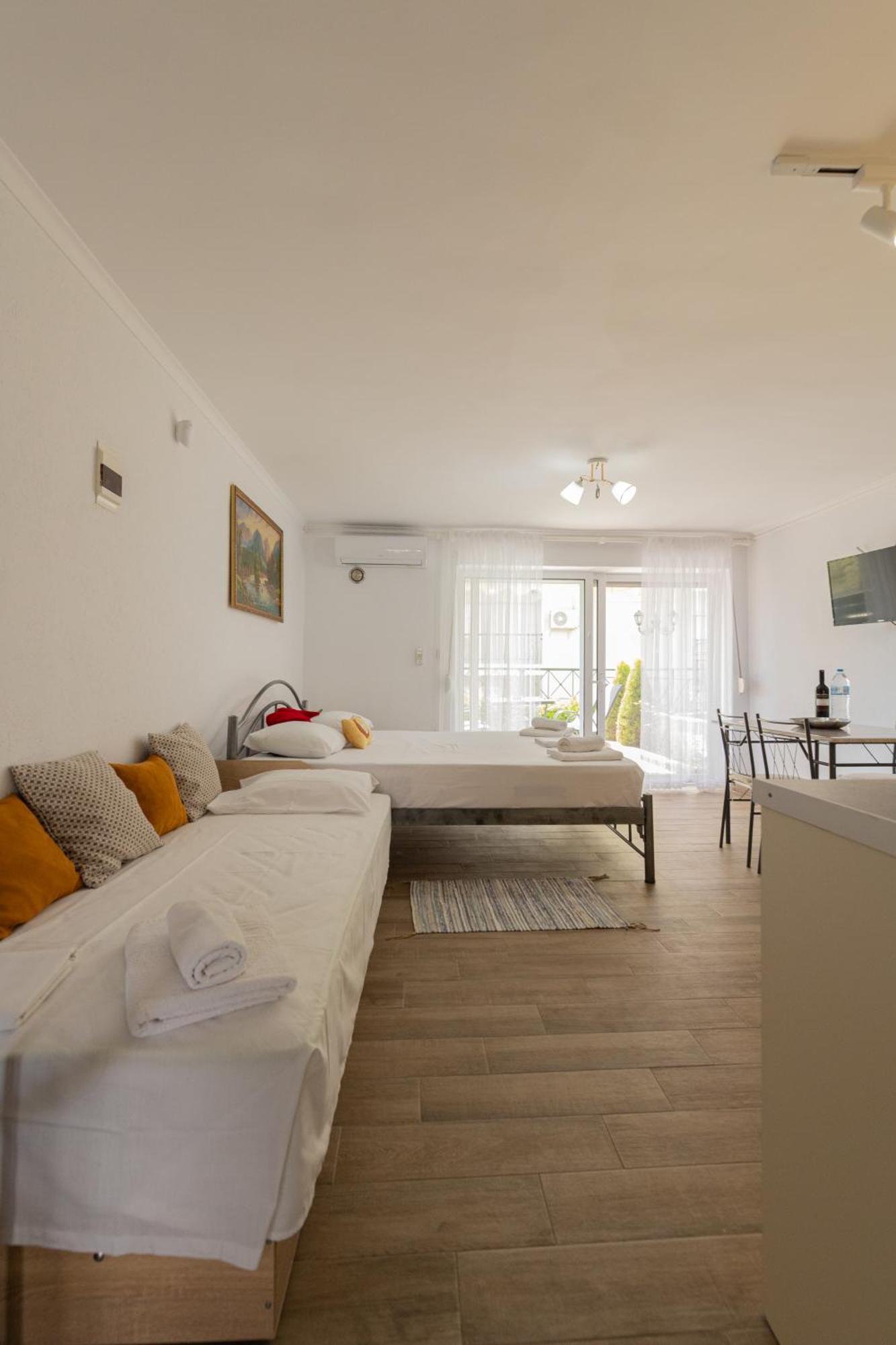 Toli Apartments Kallithea  Exterior foto